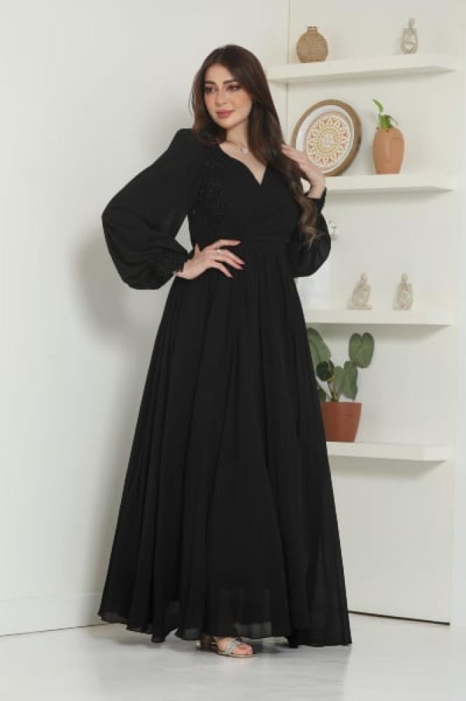 فستان شيفون ناعم بتطريز لؤلؤي جانبي