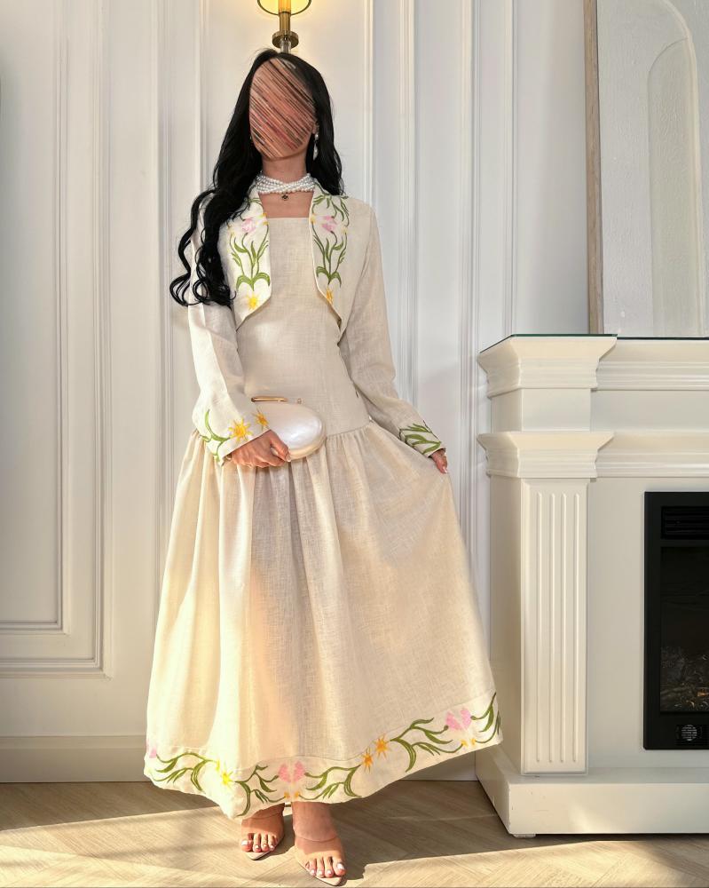 beige two piece dress Two-piece embroidered with a short jacket year end Fashion Style Size:42-44 ASOS DESIGN Blue Lace Wedding gown