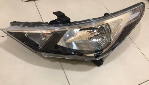 شمعات اكسنت 2022 يسار60001678