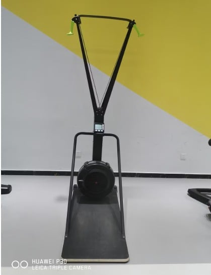 جهاز تجديف واقف Ski Machine