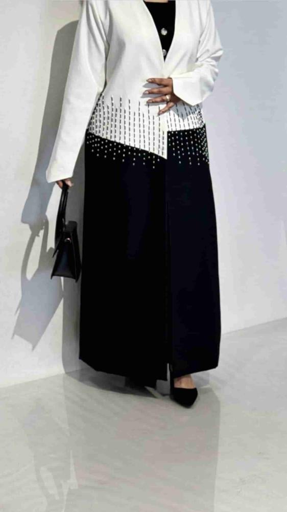 عباية بيج واسود