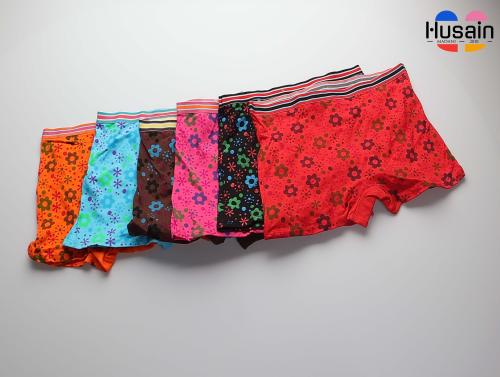 ملابس داخلية نسائي