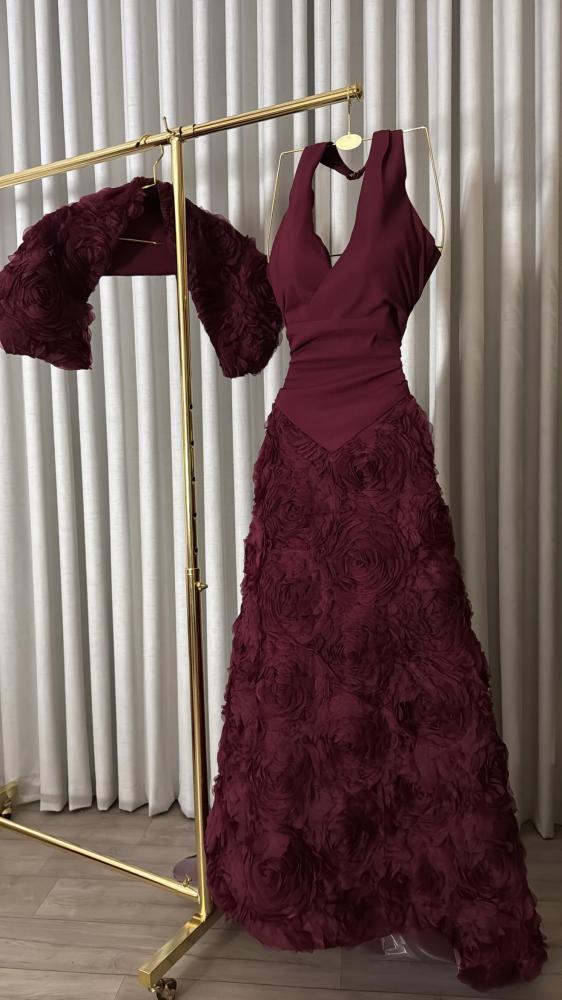 فستان شما برغندي