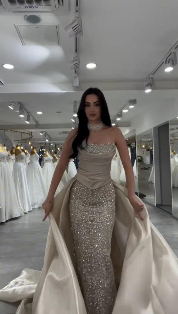 Evening dress beige