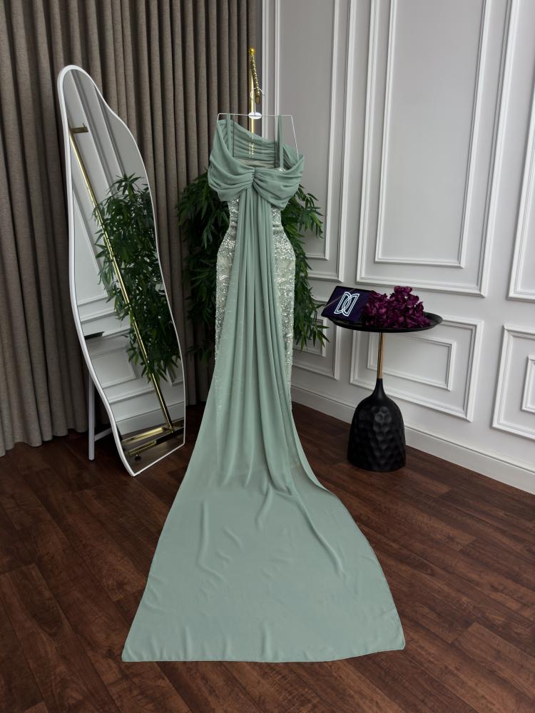 فستان نجدية