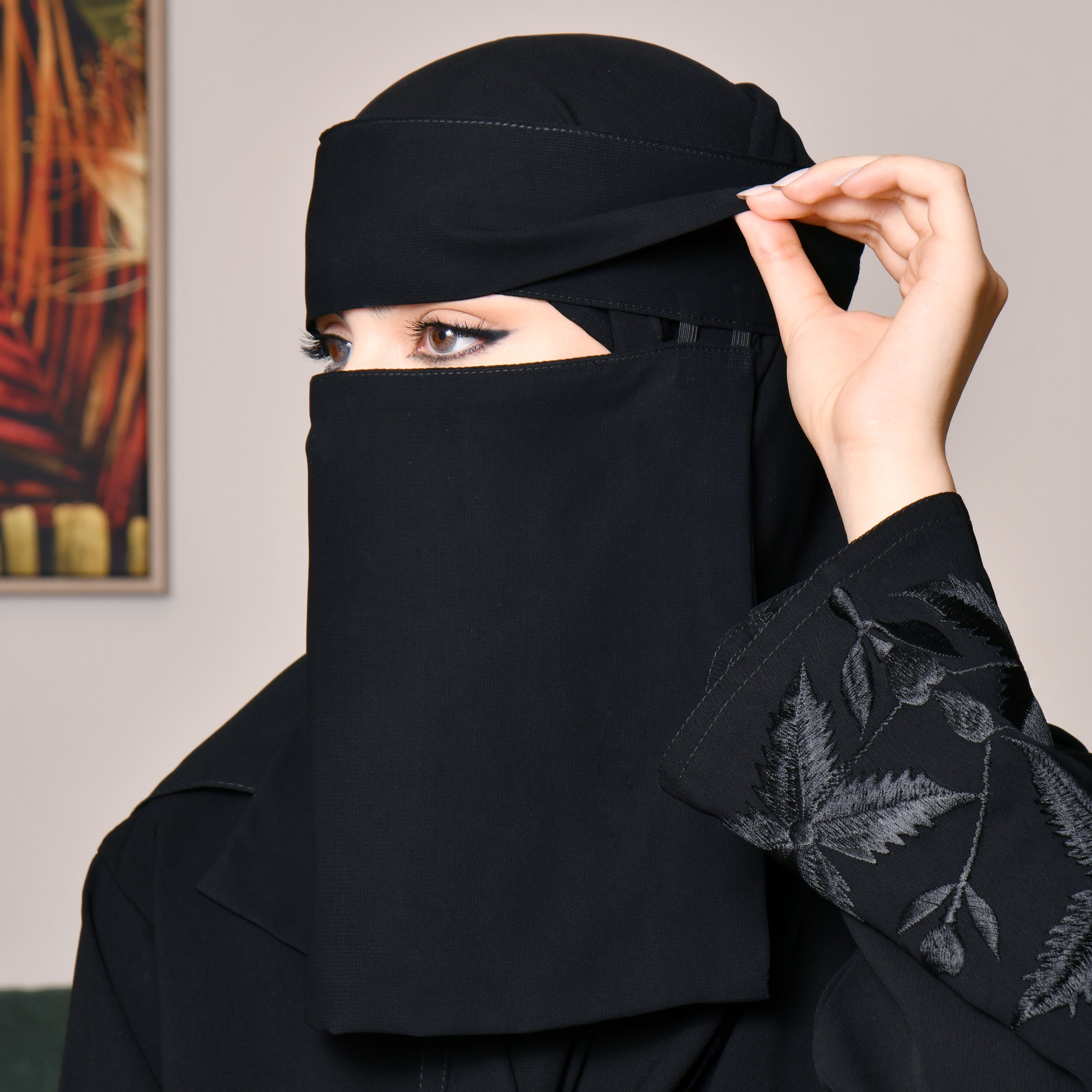 نقاب حنان — خفيف، مريح، وأناقة (انش 8 سادة)