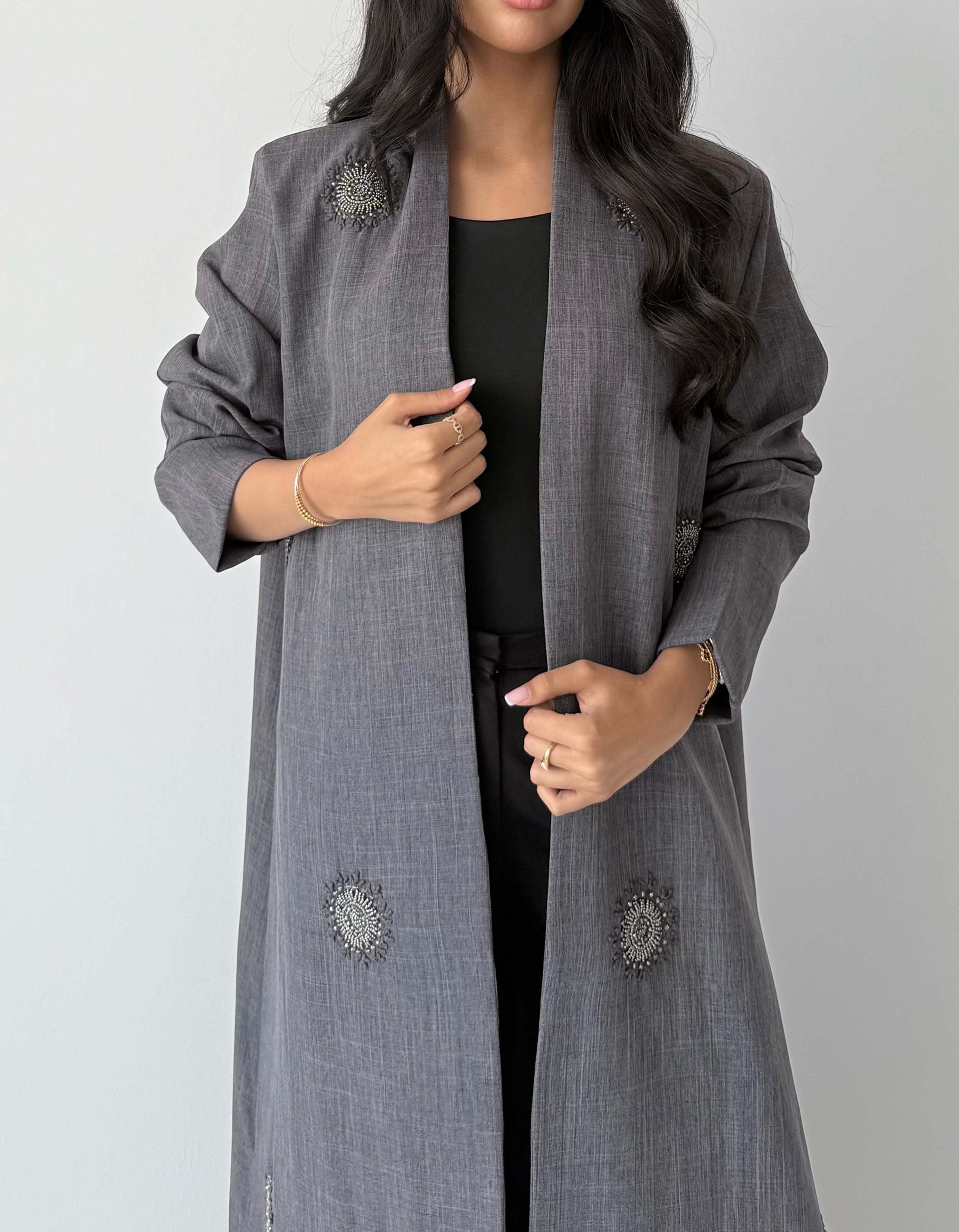 عباية صيفية لنن شك بقصة بليزر – لون رمادي