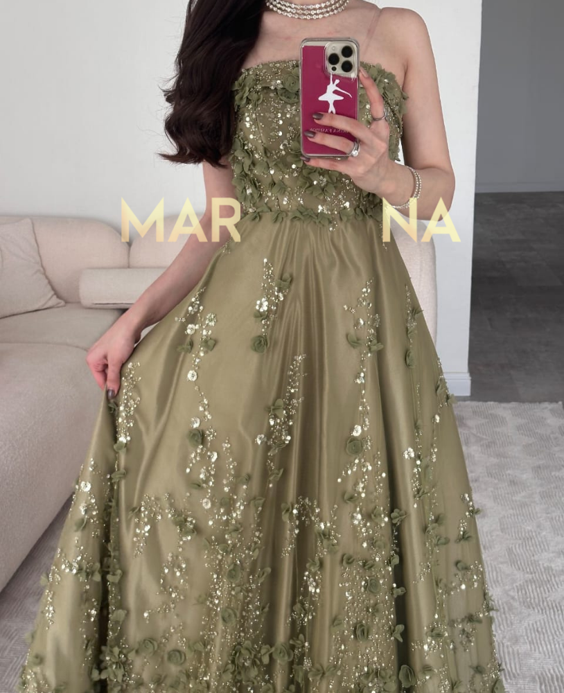 فستان خوله (فستان تفاحي مزين بكلفه مورد)