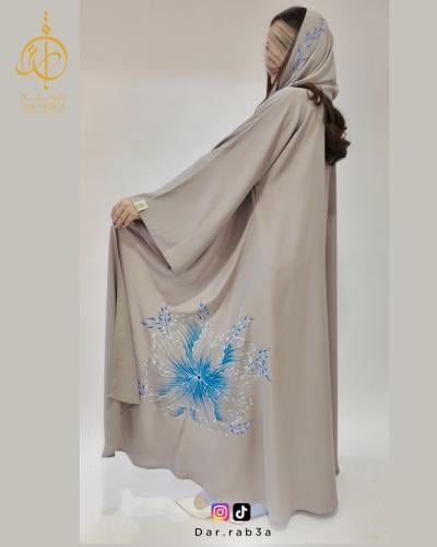 عباية ملونة برسمة وردة كاملة أزرق  - C04