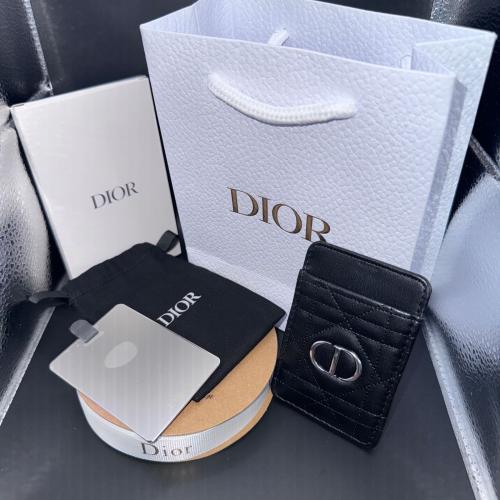 محفظة جوال Dior
