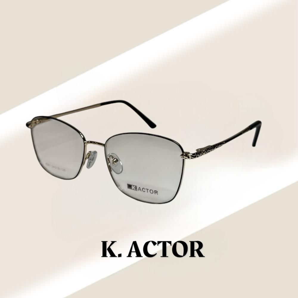 نظارة طبية من K.ACTOR باللون الذهبي والاسود