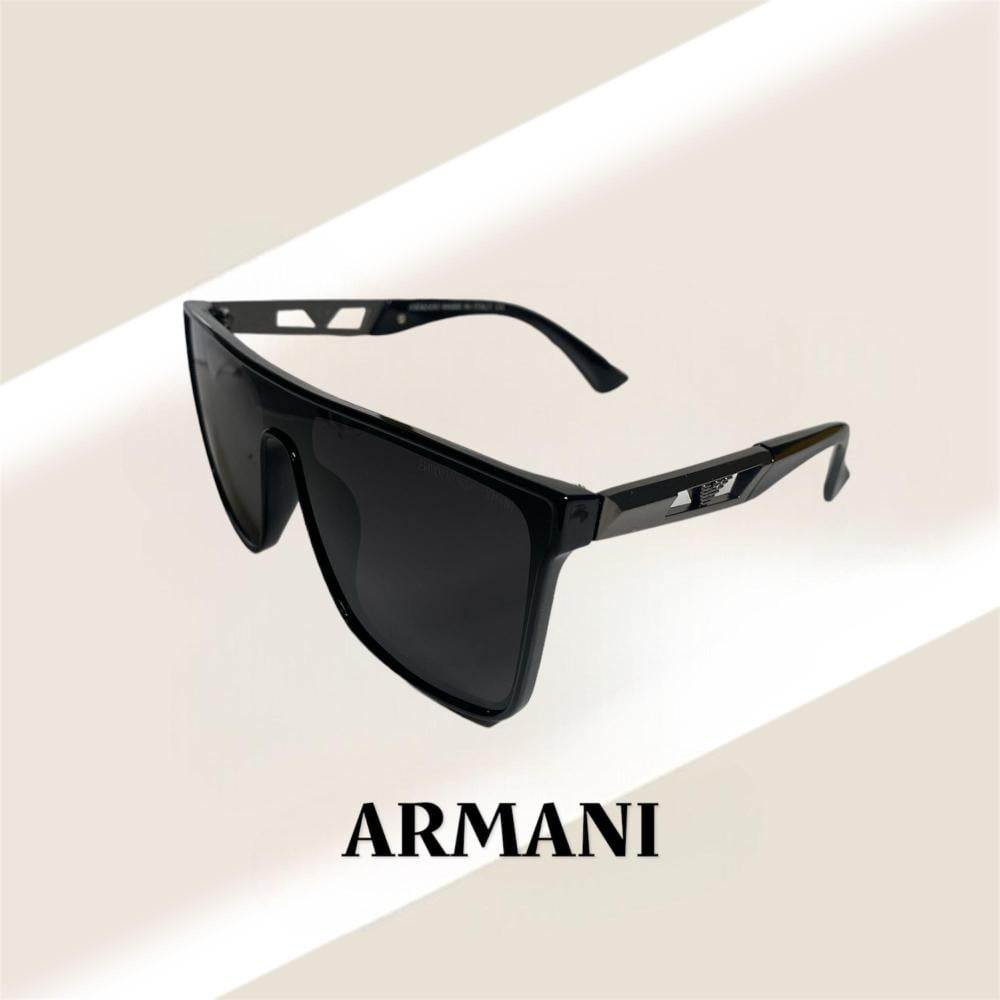 نظارة Eمبوريو أرماني بإطار مربع اسود
