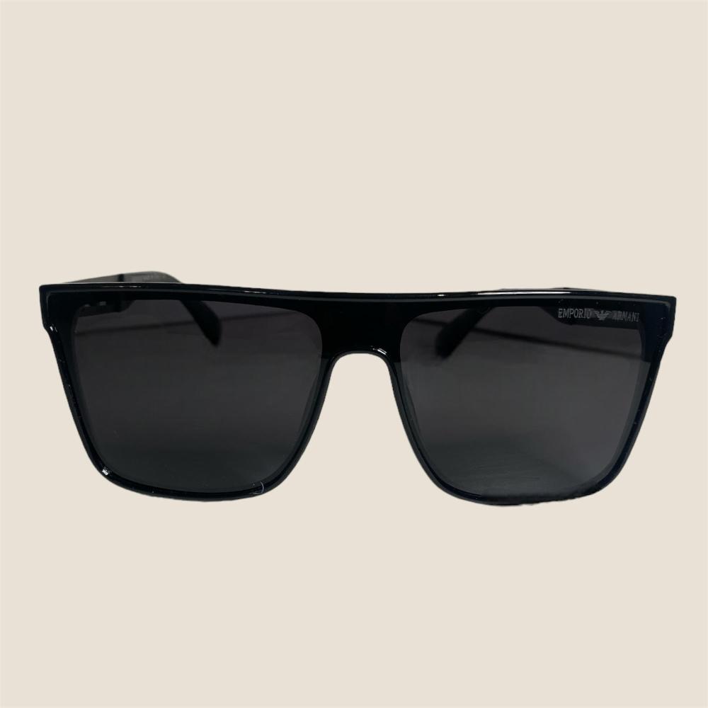 نظارة Eمبوريو أرماني بإطار مربع اسود