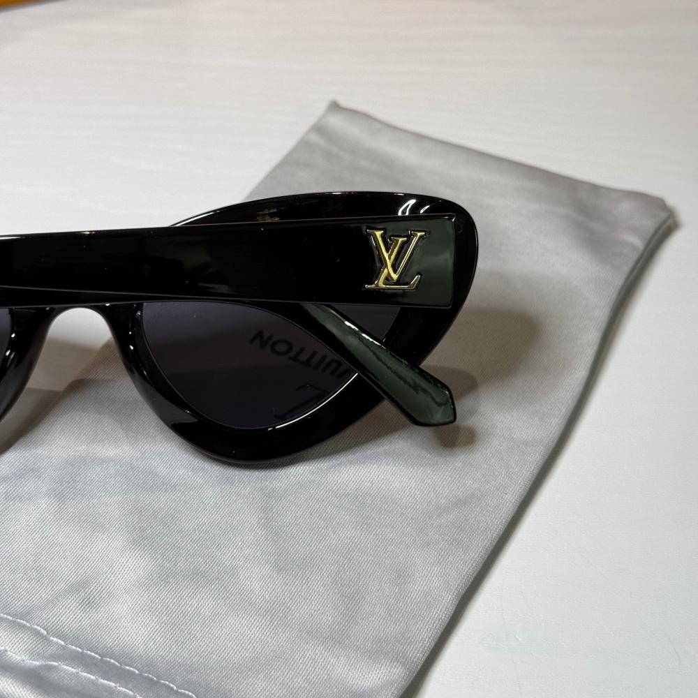 نظارة لويس فيتون Cat Eye باللون الاسود