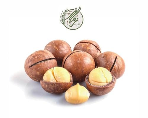 مكاديميا مشوي بالقشرة
