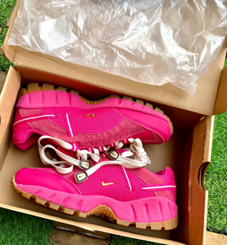 Jacquemus LO حذاء فاخر – لمسة كلاسيكية وعصرية في كل خطوة