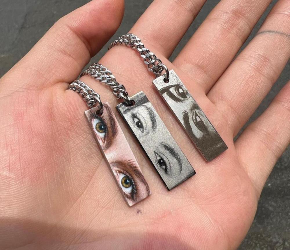 سلسال بحفر وطباعه صوره عيون