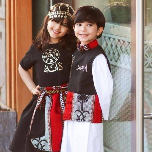 ملابس أطفال يوم التأسيس السعودي