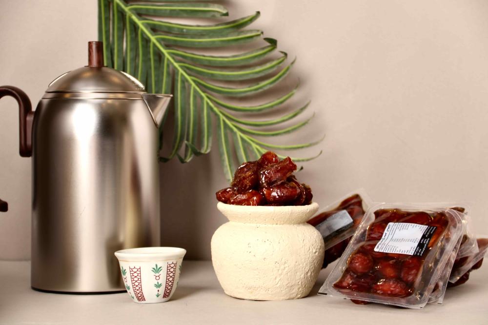 تمر-تمر سكري-تمر هندي-تمرية-معمول تمر-تمر خلاص-كيكة تمر-كيكة التمر