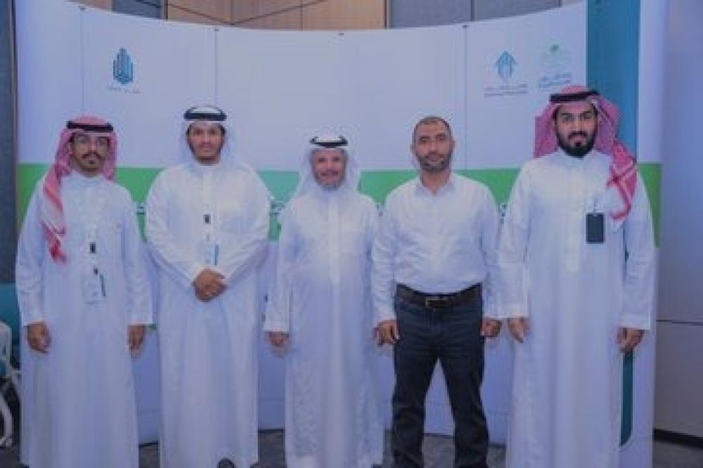 جمعية بناء للإسكان التنموي ببيشة تشارك في برنامج مخيم البناء المؤسسي للجمعيات الأهلية الإسكانية بالرياض