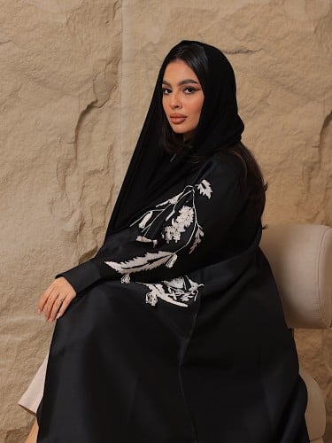 BLACK TAFFETA ABAYA