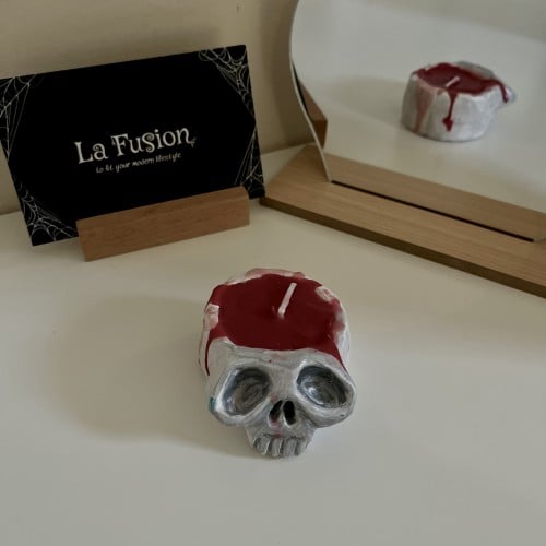 Blood skull candle