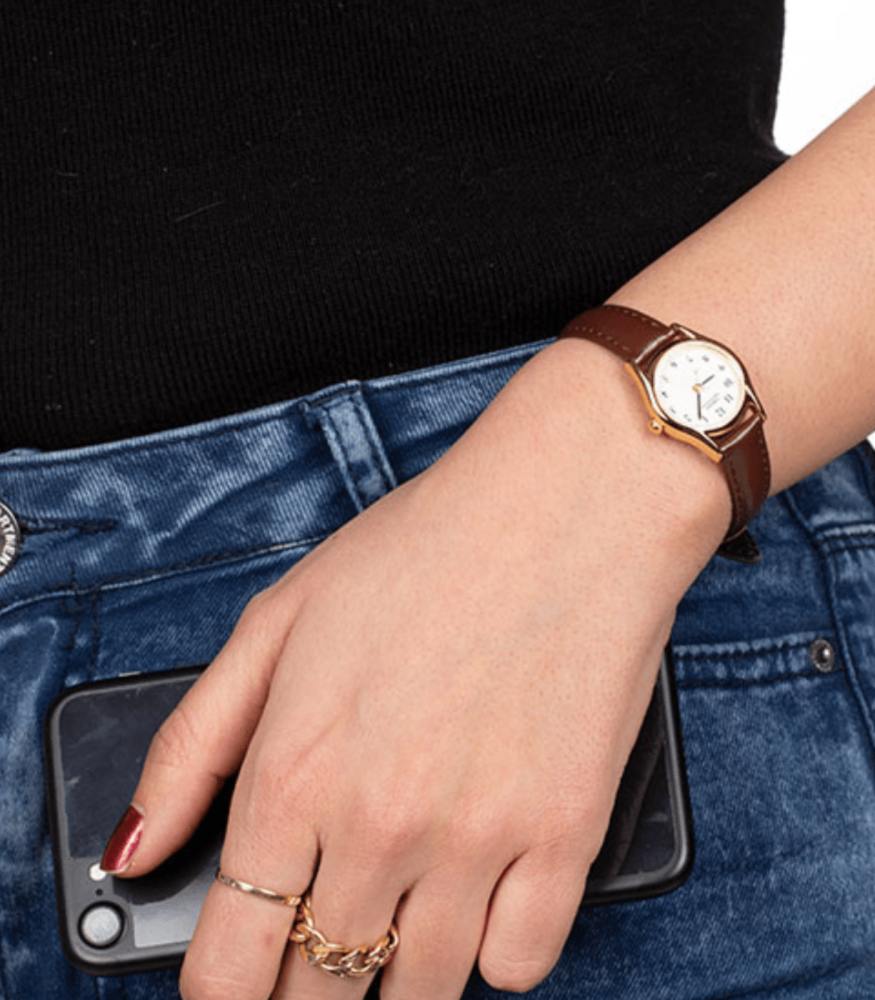 CASIO Analog Women Formal Watch LTP-1094Q-7B6RDF - سحر الوقت