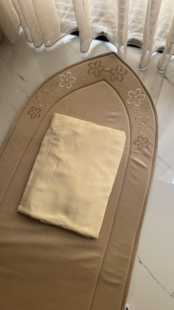 سجاده الورد المنثور للاطفال