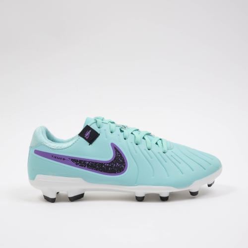 جزمة كرة قدم Nike