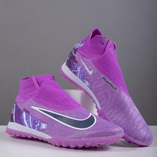 جزمة كرة قدم Nike