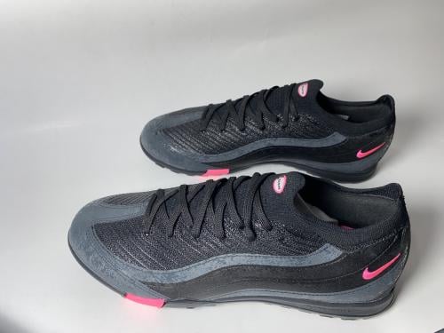 جزمة كرة قدم nike