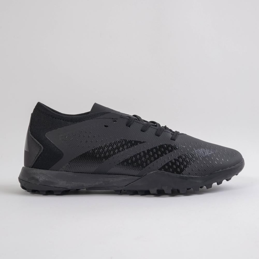 جزمة كرة قدم Adidas