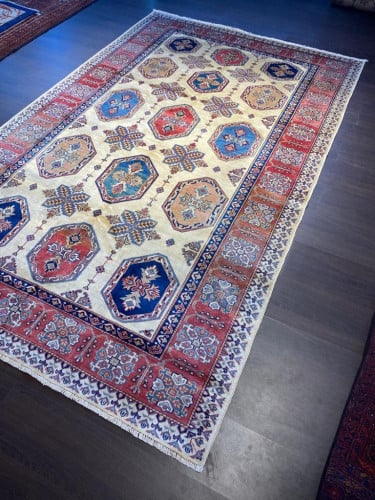 سجاد صوف مصنوع يدوياً مقاس 255*161 سم - F22