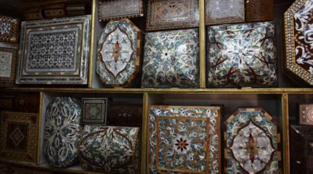 فن الحفر على الخشب و التطعيم بالصدف