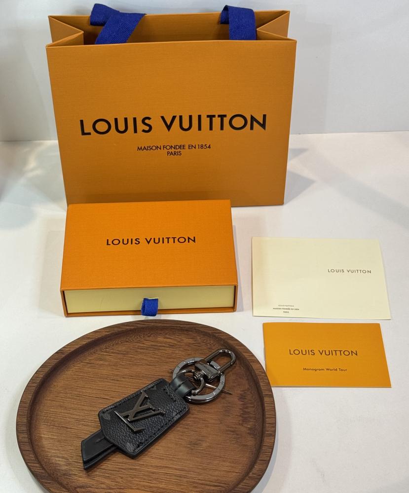 ميدالية لويس فويتون