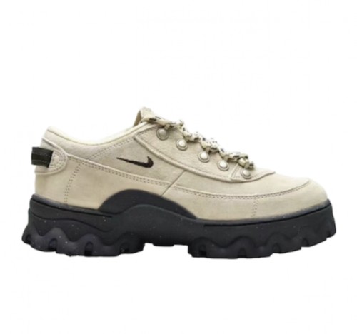 WMNS Nike Lahar Low Sports Shoes Khaki