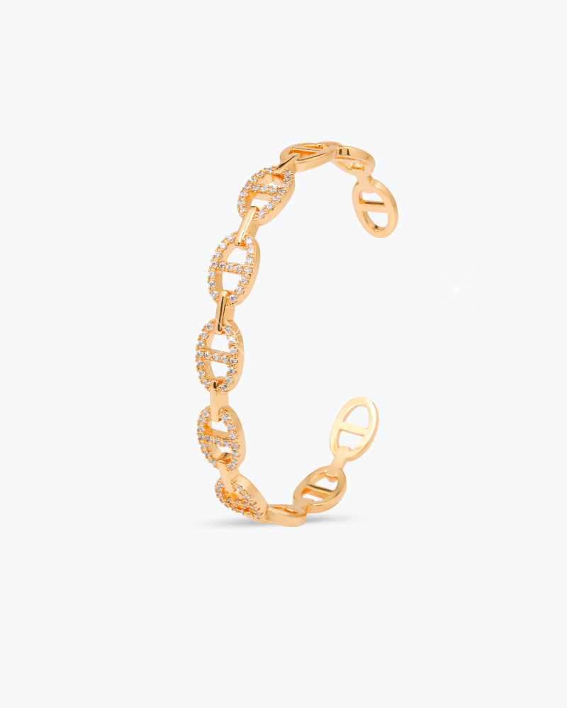 طقم ذهبي اسوارة وخاتم مرصع بالزركون بتصميم الأقفال الذهبية