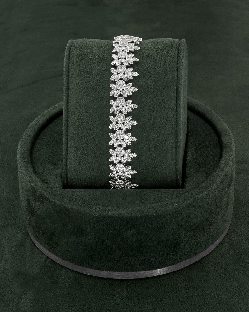 طقم مجوهرات تصميم راق 5 قطع متألقة بالزركون