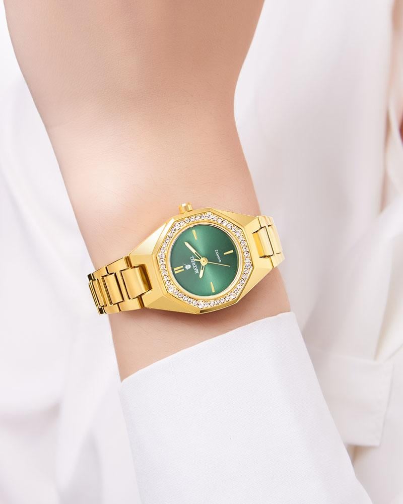 ساعة نسائية ذهبية مزينة بالزركون مينا أخضر