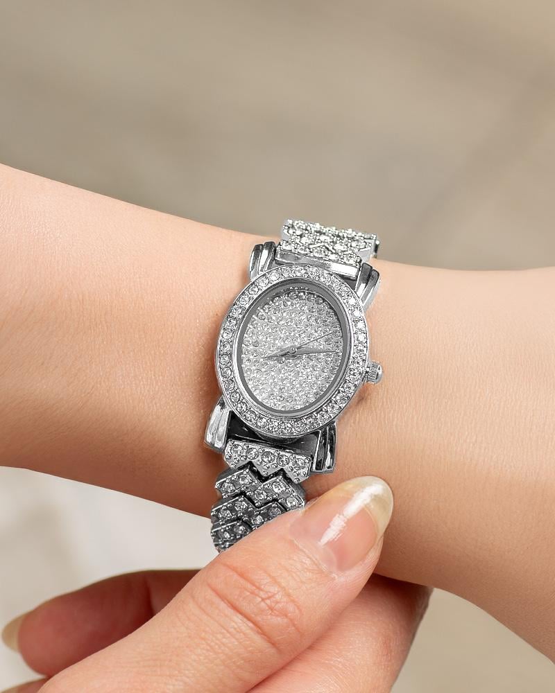 ساعة يد انيقة بلمعة الألماس لون فضي