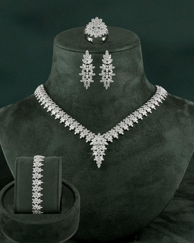 طقم مجوهرات تصميم راق 5 قطع متألقة بالزركون