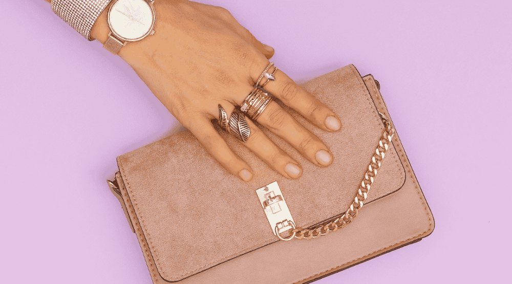 اكسسوارات يد للبنات - تصاميم عصرية وأنيقة من متجر خاتون