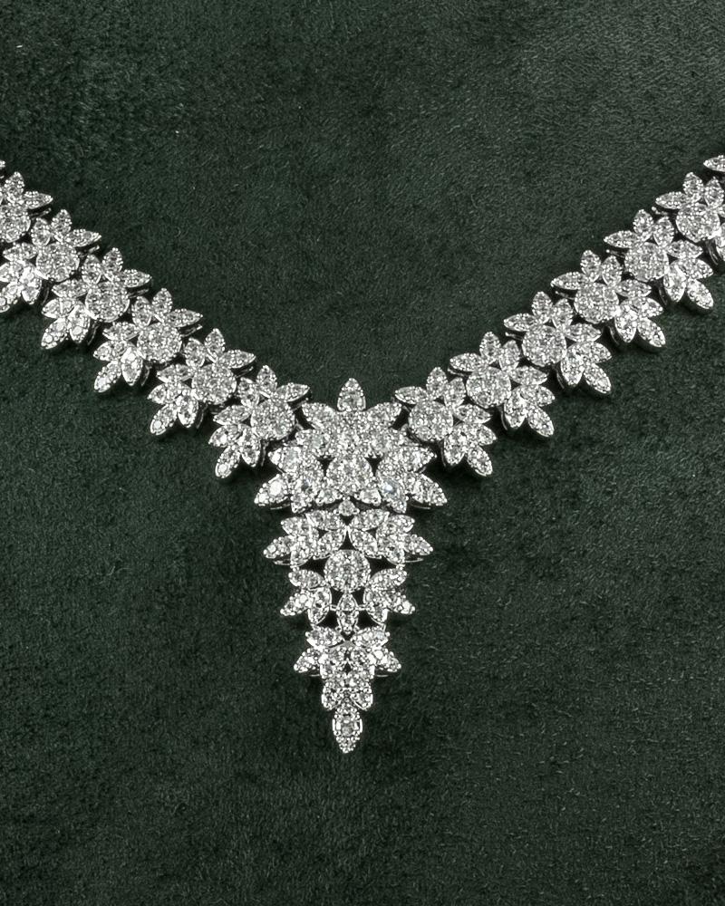 طقم مجوهرات تصميم راق 5 قطع متألقة بالزركون