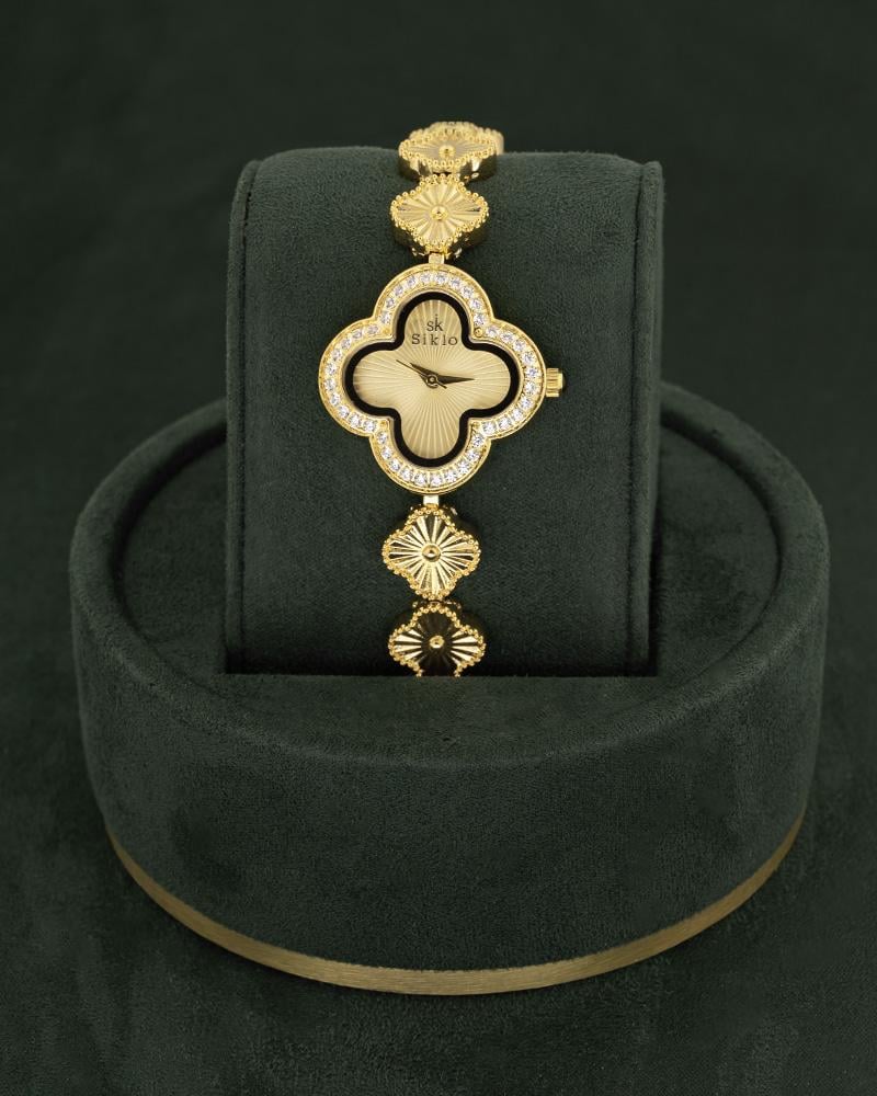 ساعة نسائية ذهبية مع طقم مجوهرات بتصميم عالمي – هدية تترك أثرها للأبد