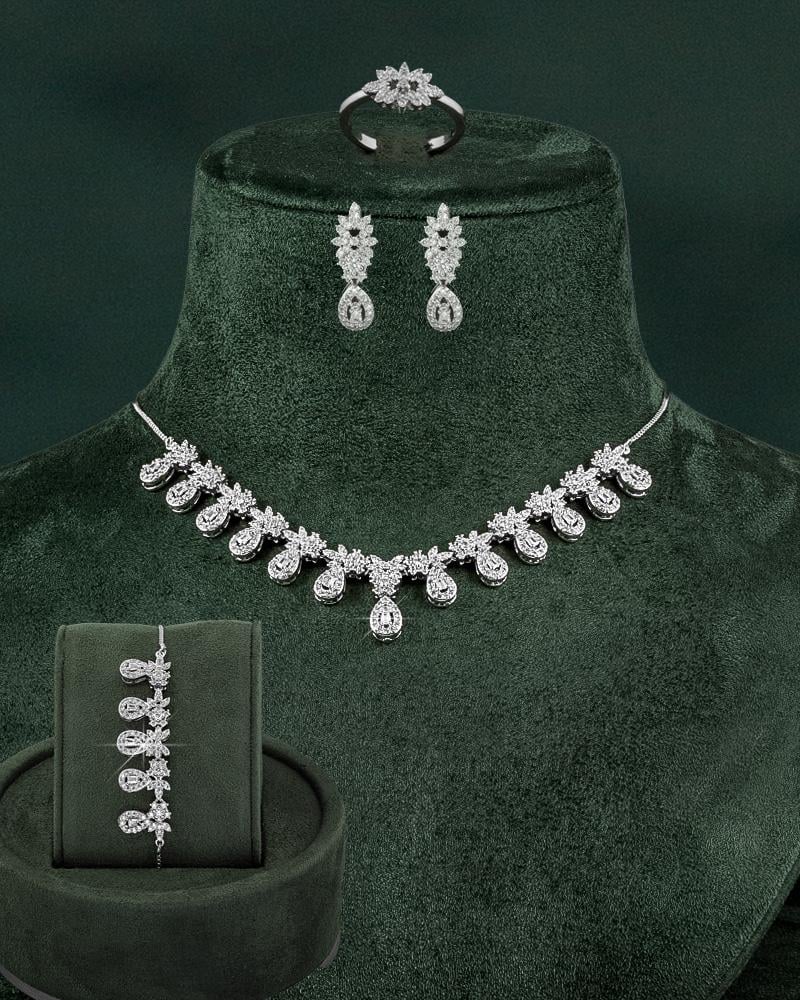 شوكر 5 قطع للنساء مرصع بالزركون