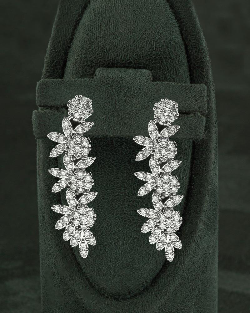 طقم زركون للنساء محلى بفصوص الزركون