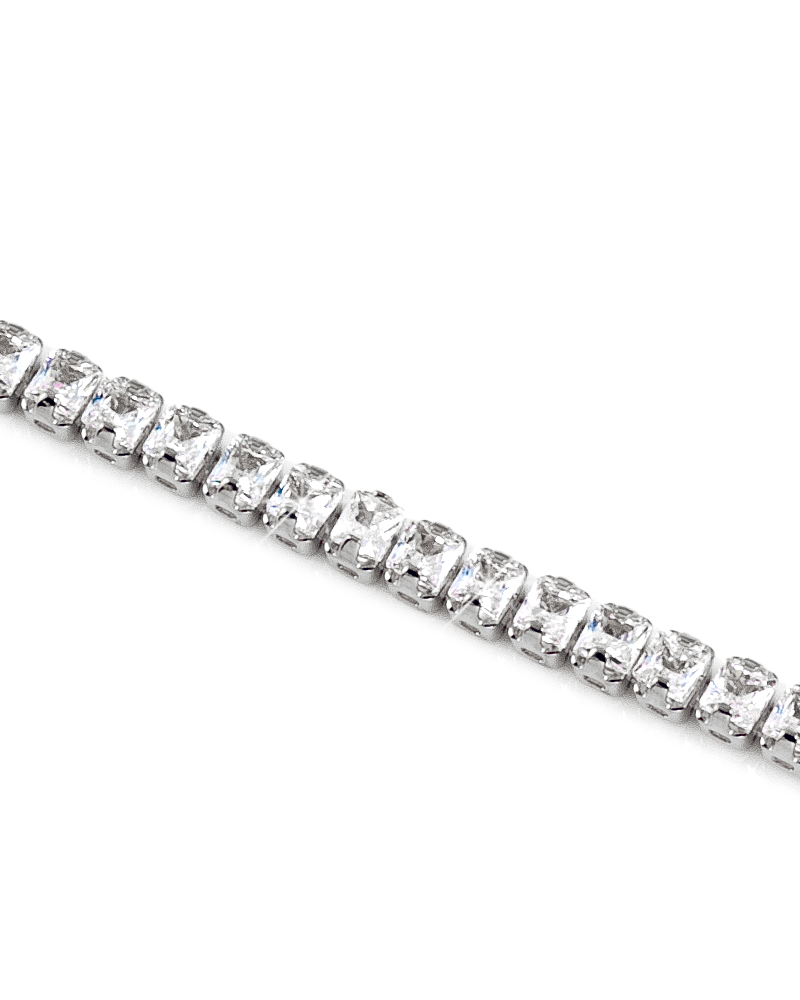 اسوارة تنس فضية