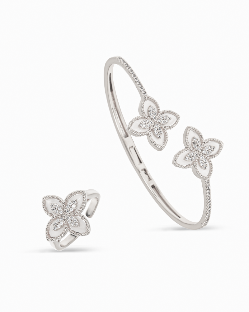 طقم اسوارة وخاتم تصميم زهرة ماسية مرصع بالزركون