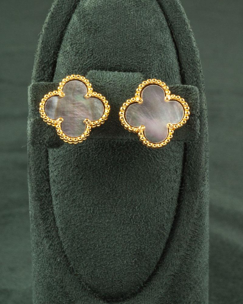 طقم مجوهرات بتصميم عالمي وردة رمادية مع ساعة ذهبية راقية