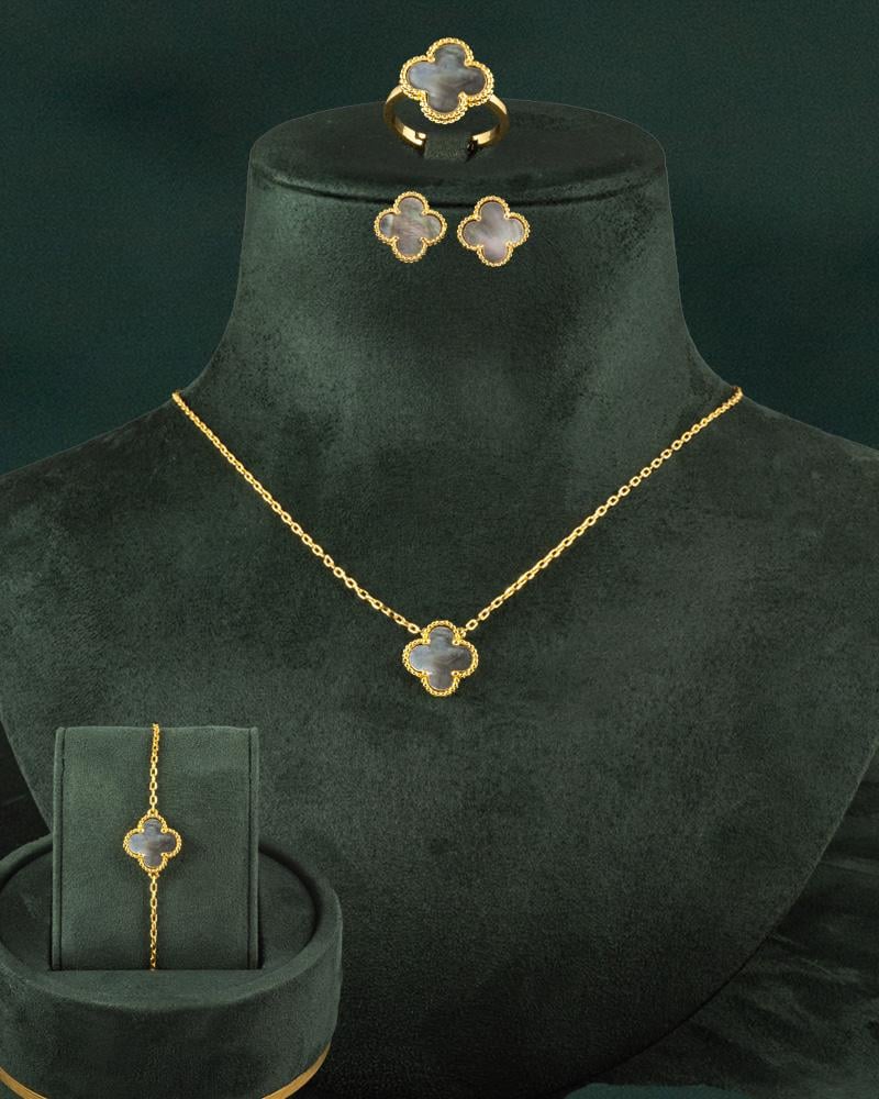 طقم مجوهرات بتصميم عالمي وردة رمادية مع ساعة ذهبية راقية